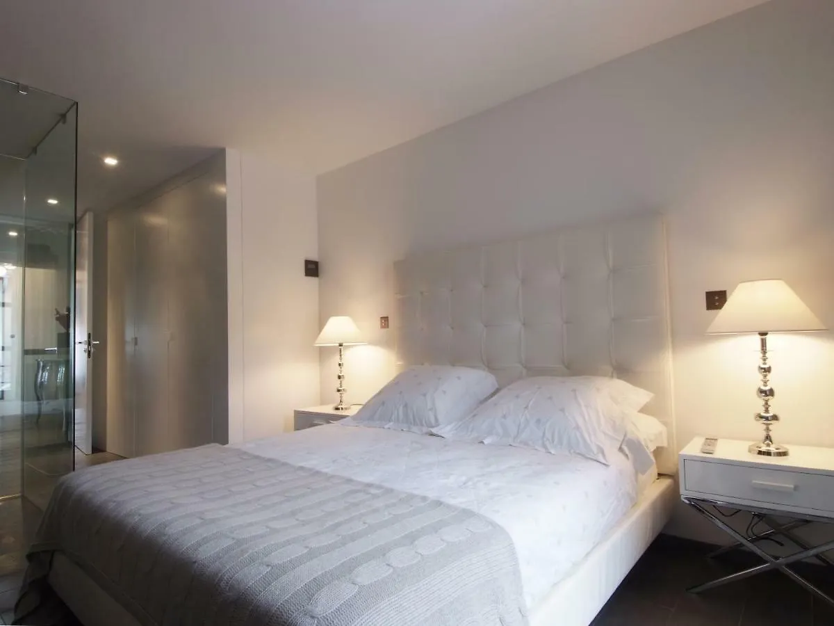 Apartment Saint-Tropez 0*,  France